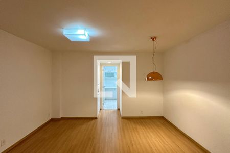 Sala de apartamento à venda com 3 quartos, 99m² em Copacabana, Rio de Janeiro