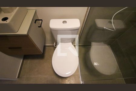 Banheiro de casa de condomínio para alugar com 1 quarto, 45m² em Vila Bela, São Paulo