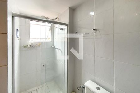 Banheiro de apartamento à venda com 3 quartos, 155m² em Calafate, Belo Horizonte