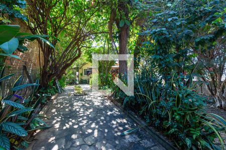 Casa à venda com 3 quartos, 504m² em Alvorada, Contagem