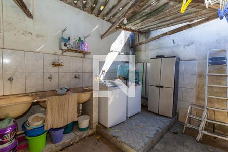 Casa à venda com 3 quartos, 504m² em Alvorada, Contagem