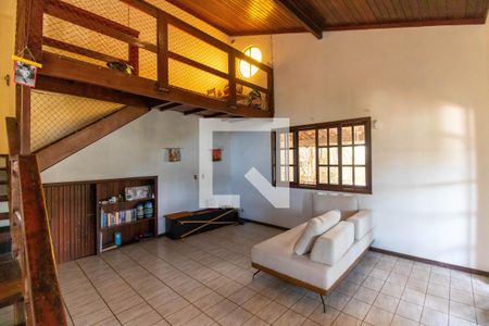 Sala de casa à venda com 4 quartos, 287m² em Serra Grande, Niterói