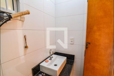 Lavabo de casa à venda com 2 quartos, 128m² em Utinga, Santo André