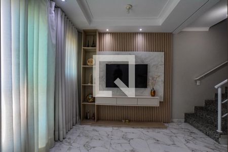 Sala de casa à venda com 2 quartos, 128m² em Utinga, Santo André