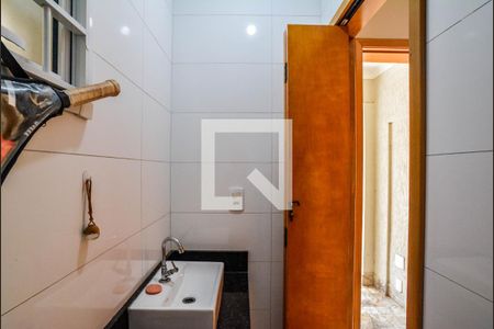 Lavabo de casa à venda com 2 quartos, 128m² em Utinga, Santo André