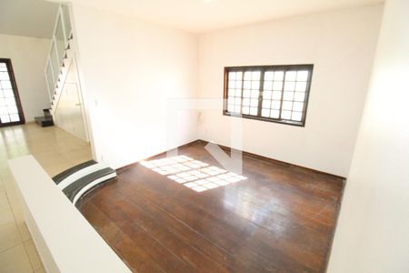Sala 2 de casa para alugar com 4 quartos, 450m² em Jardim Alvorada, São José dos Campos