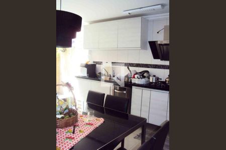 Casa à venda com 3 quartos, 170m² em Jardim das Acacias, São Paulo