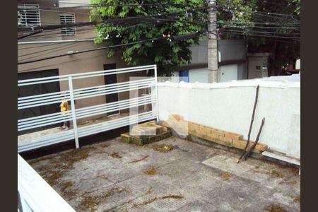 Casa à venda com 3 quartos, 170m² em Jardim das Acacias, São Paulo