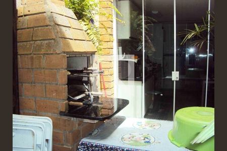 Casa à venda com 3 quartos, 170m² em Jardim das Acacias, São Paulo