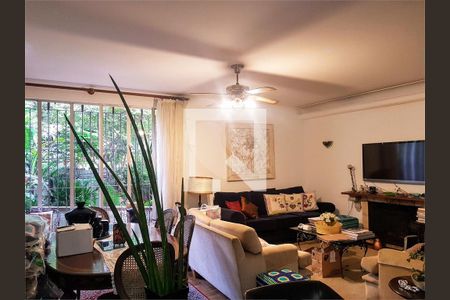 Casa à venda com 3 quartos, 237m² em Brooklin, São Paulo