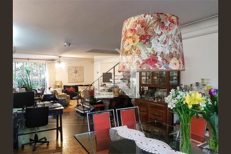 Casa à venda com 3 quartos, 237m² em Brooklin, São Paulo