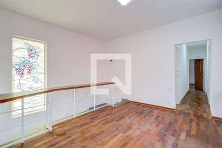 Casa à venda com 4 quartos, 315m² em Campo Belo, São Paulo