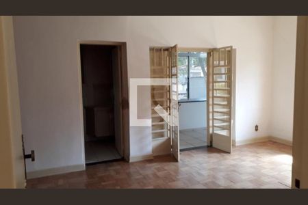 Casa à venda com 3 quartos, 242m² em Campo Belo, São Paulo