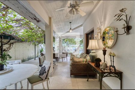 Casa à venda com 4 quartos, 485m² em Brooklin, São Paulo