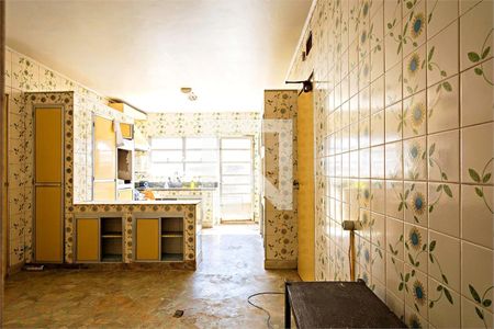 Casa à venda com 4 quartos, 322m² em Santo Amaro, São Paulo