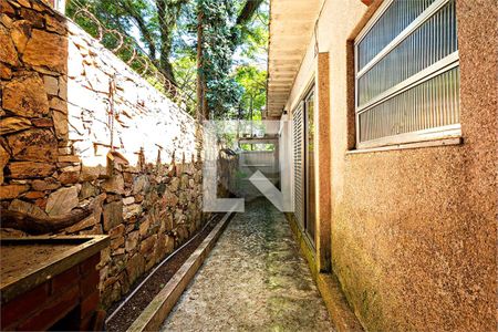 Casa à venda com 4 quartos, 322m² em Santo Amaro, São Paulo