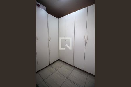 Quarto de Serviço de casa à venda com 3 quartos, 179m² em Vila Progredior, São Paulo