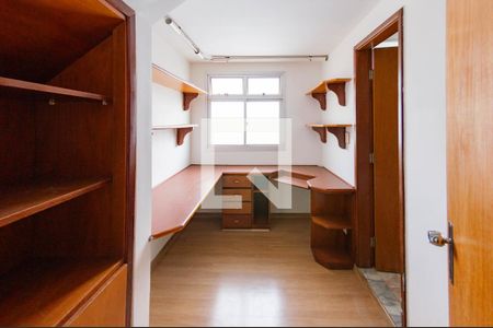 Escritório de apartamento para alugar com 2 quartos, 150m² em Buritis, Belo Horizonte