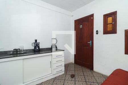 Sala de casa à venda com 3 quartos, 140m² em Costa E Silva, Porto Alegre