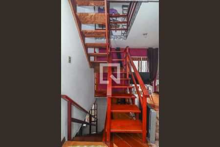Corredor de casa à venda com 3 quartos, 140m² em Costa E Silva, Porto Alegre
