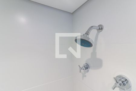 Banheiro de kitnet/studio para alugar com 1 quarto, 20m² em Butantã, São Paulo