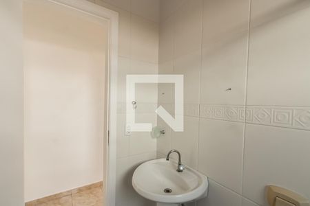 Banheiro Social de casa à venda com 3 quartos, 118m² em Jardim Maringa, São Paulo