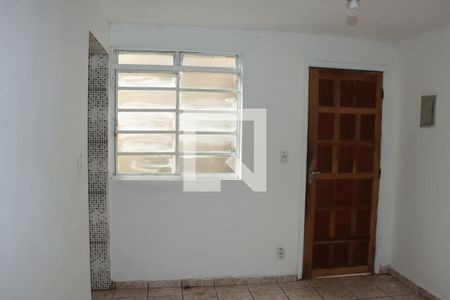 Sala de apartamento para alugar com 2 quartos, 47m² em Parque Jane, Embu das Artes