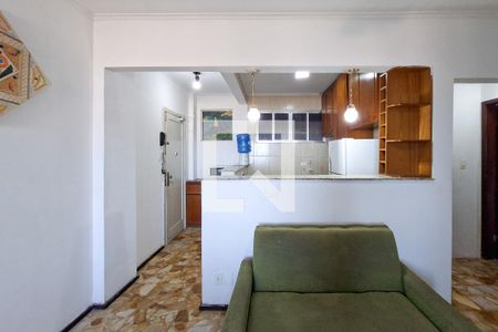 Cozinha de apartamento para alugar com 2 quartos, 72m² em Cidade Ocian, Praia Grande