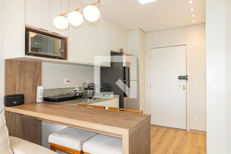 Cozinha de apartamento para alugar com 1 quarto, 28m² em Indianópolis, São Paulo