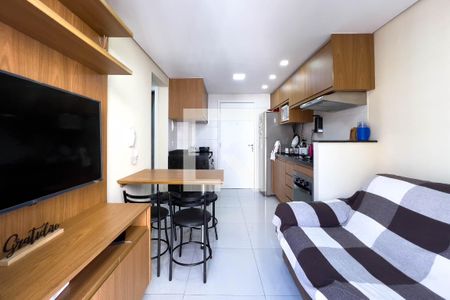 Sala/Cozinha de apartamento à venda com 2 quartos, 35m² em Cambuci, São Paulo