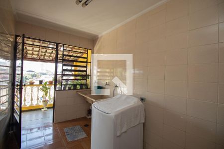 Área de Serviço de casa à venda com 4 quartos, 325m² em Vila Ede, São Paulo
