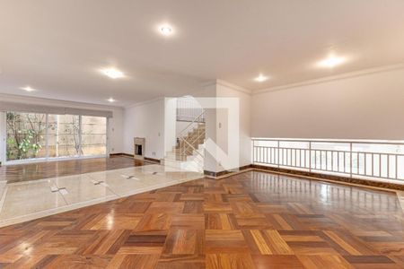 Foto 01 de casa de condomínio à venda com 4 quartos, 569m² em Vila Sonia, São Paulo