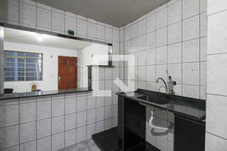 Cozinha de apartamento à venda com 2 quartos, 48m² em Jardim Santa Ines, Guarulhos