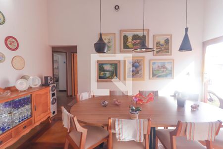 Sala de casa de condomínio à venda com 4 quartos, 300m² em Jardim Tereza Cristina, Jundiaí
