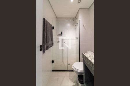 Banheiro de kitnet/studio à venda com 1 quarto, 24m² em Perdizes, São Paulo