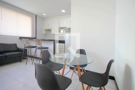 Sala de apartamento para alugar com 1 quarto, 40m² em Lourdes, Belo Horizonte