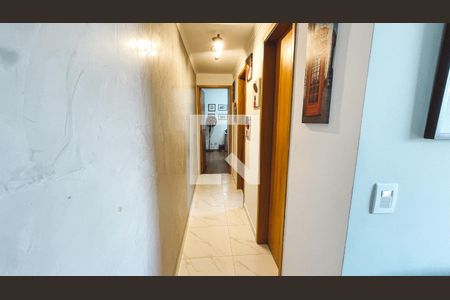 Corredor de apartamento à venda com 2 quartos, 65m² em Vila Mazzei, São Paulo
