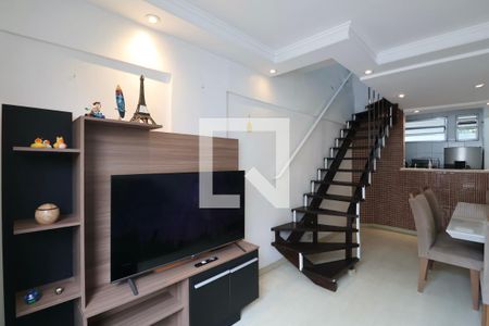 Sala de apartamento para alugar com 2 quartos, 60m² em Jardim Las Palmas, Guarujá