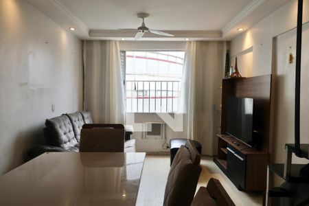 Sala de apartamento para alugar com 2 quartos, 70m² em Jardim Las Palmas, Guarujá