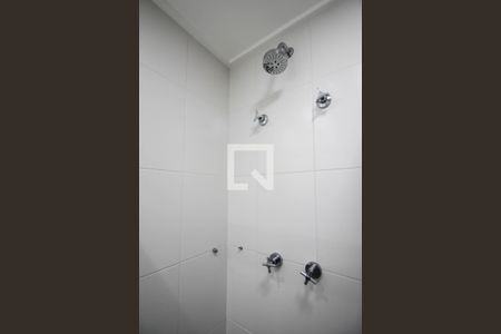 Banheiro de apartamento à venda com 2 quartos, 68m² em Picanço, Guarulhos