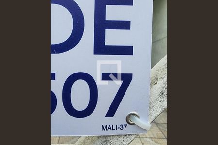 Placa de casa para alugar com 3 quartos, 150m² em Jardim Brasil (zona Norte), São Paulo