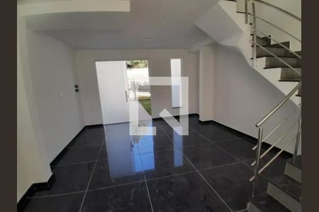 Sala de casa à venda com 3 quartos, 158m² em Santa Branca, Belo Horizonte