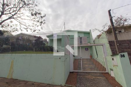 Fachada de casa à venda com 3 quartos, 206m² em Ouro Branco, Novo Hamburgo
