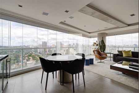Apartamento à venda com 3 quartos, 219m² em Campo Belo, São Paulo