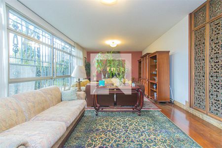 Casa à venda com 5 quartos, 513m² em Chácara Santo Antônio (Zona Sul), São Paulo