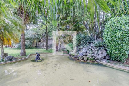 Casa à venda com 4 quartos, 700m² em Jardim Santa Helena, São Paulo