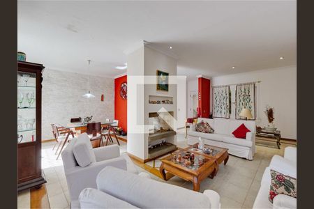 Casa à venda com 4 quartos, 451m² em Santo Amaro, São Paulo