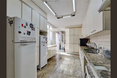 Casa à venda com 4 quartos, 451m² em Santo Amaro, São Paulo