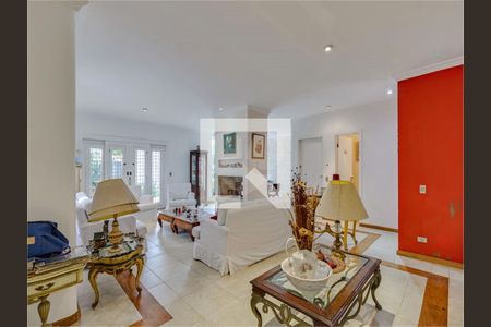 Casa à venda com 4 quartos, 451m² em Santo Amaro, São Paulo