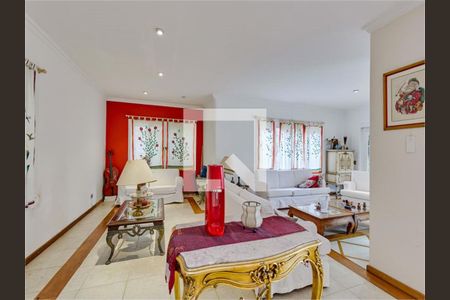 Casa à venda com 4 quartos, 451m² em Santo Amaro, São Paulo